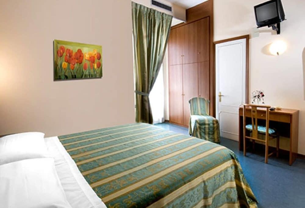 Hotel Acerboli Rimini Bagian luar foto
