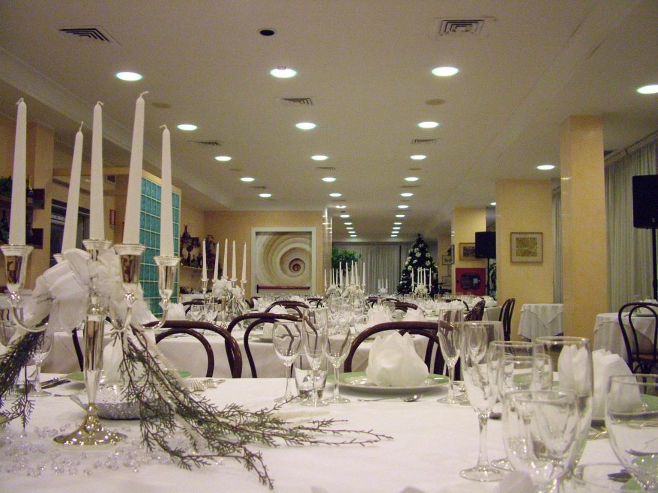 Hotel Acerboli Rimini Bagian luar foto